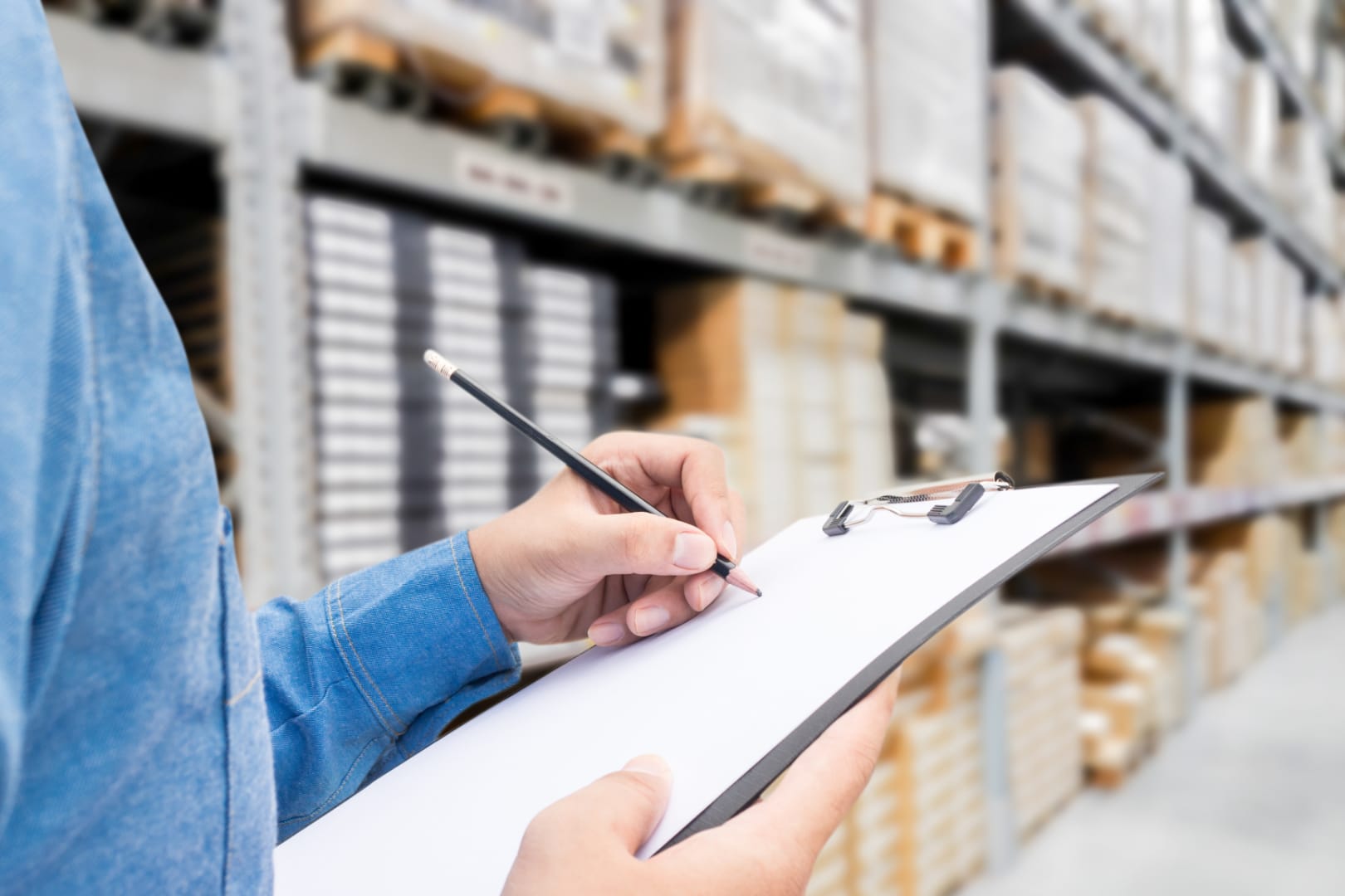 I numeri chiave per guidare la PMI – Indice di rotazione del magazzino: trasforma le scorte da costo a motore di liquidità